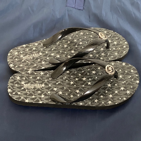 Michael Kors Black Starry Flip Flops - Picture 3 of 5